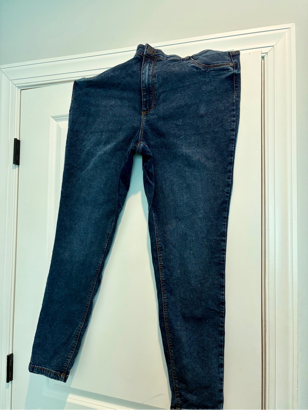 Liverpool Women's Dark Wash Skinny Jeans